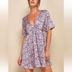 Lulus satin baby doll Floral V-Neck Mini Dress size M